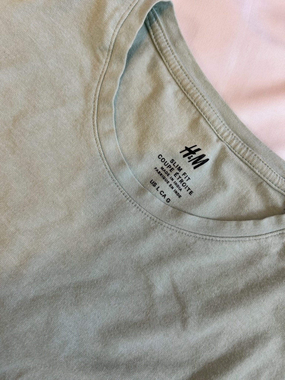 H&M Men's Short-Sleeve Crew Tee in Mint Green - Picture 2 of 6